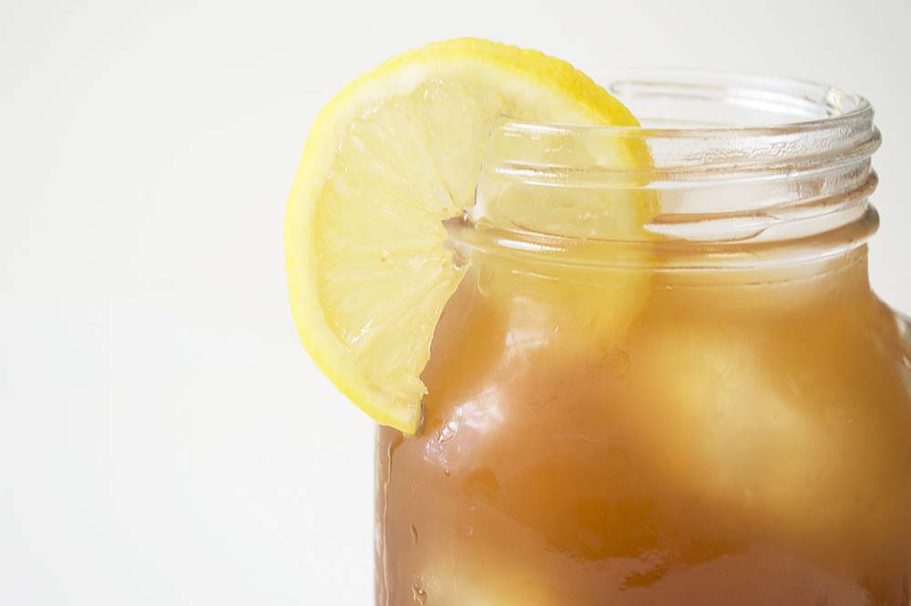 Homemade Lemon Iced Tea