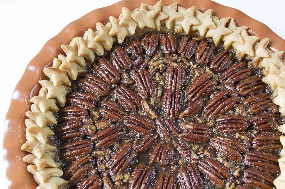 Easy Maple Pecan Pie