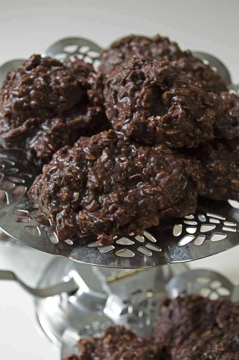 No Bake Chocolate Spider Cookies Recipe